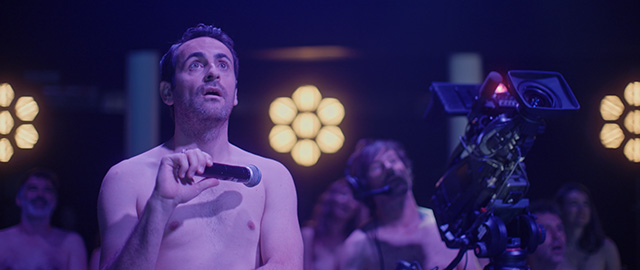 Philippe Katerine, Clip, Nu, Warehouse, Gaetan Chataigner, Paul Chabot, Les Beaux Matins, Nantes, production audiovisuelle,