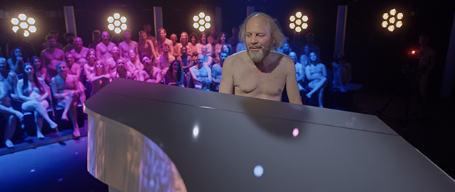 Philippe Katerine, Clip, Nu, Warehouse, Gaetan Chataigner, Paul Chabot, Les Beaux Matins, Nantes, production audiovisuelle,